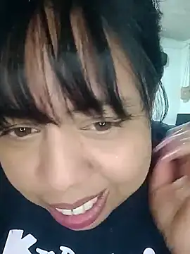 Snapshot of alexandraluv chatting on September 11, 6:19 pm alexandraluv online show from September 11, 6:19 pm