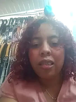 Snapshot of alexandraluv chatting on February 27, 8:09 pm alexandraluv online show from February 27, 8:09 pm
