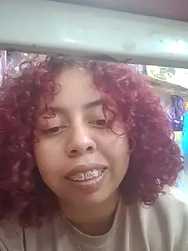 Snapshot of alexandraluv chatting on February 26, 9:20 pm alexandraluv online show from February 26, 9:20 pm
