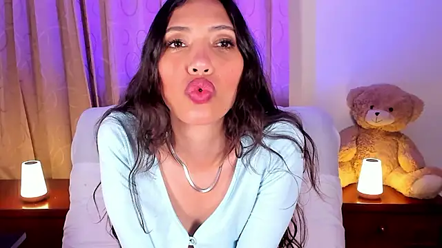 Miss veronicaa2 online show from February 10, 1:10 pm