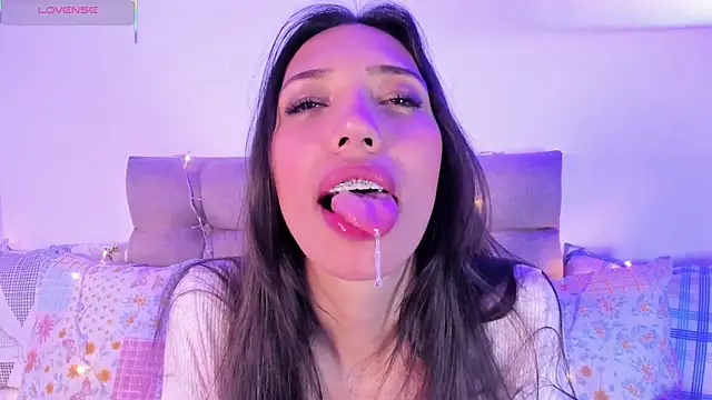 Miss veronicaa2 online show from February 6, 6:46 pm