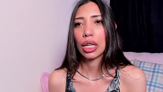 Miss veronicaa2 online show from November 27, 1:00 pm