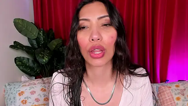 Miss veronicaa2 online show from December 18, 1:04 pm