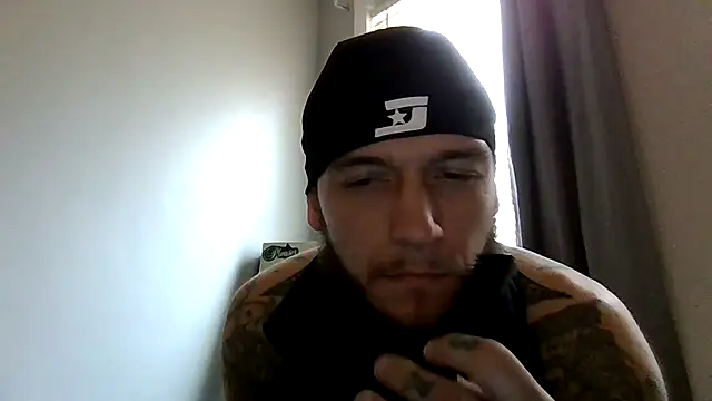 cruz815 online show from March 18, 1:35 pm