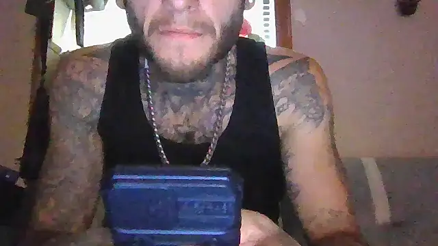 Snapshot of cruz815 chatting on September 21, 6:57 pm cruz815 online show from September 21, 6:57 pm