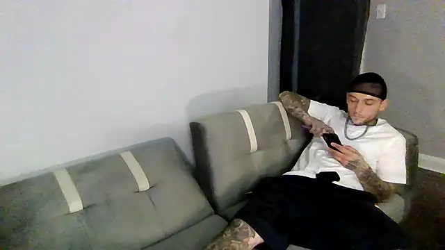 cruz815 online show from November 26, 11:49 pm