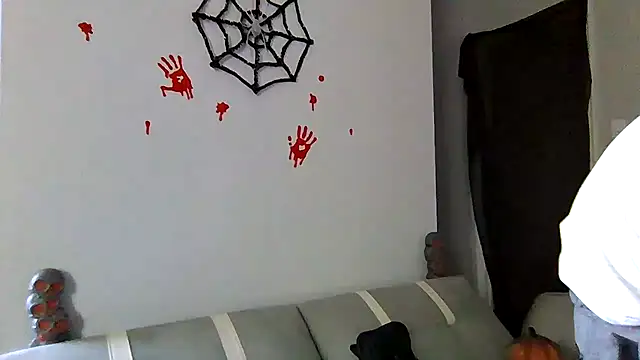 cruz815 online show from October 25, 2:28 pm