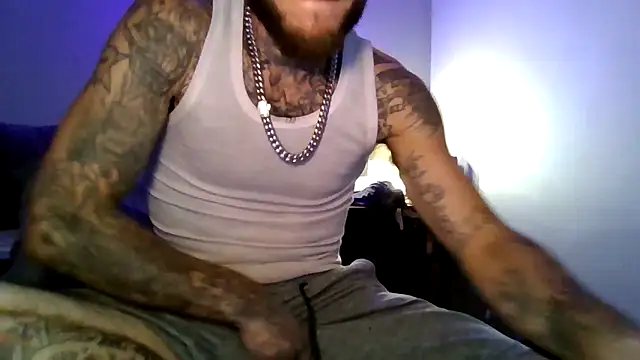 Snapshot of cruz815 chatting on October 7, 11:50 pm cruz815 online show from October 7, 11:50 pm
