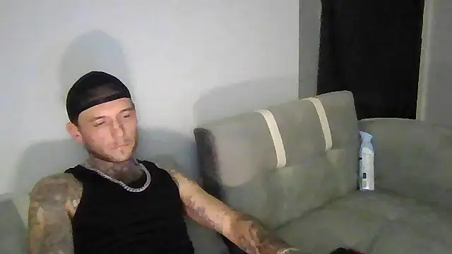 cruz815 online show from November 28, 2:45 am