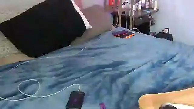 cruz815 online show from November 8, 6:00 pm