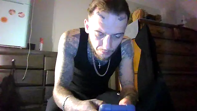cruz815 online show from April 21, 1:42 am