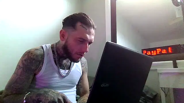 cruz815 online show from April 26, 2:58 pm