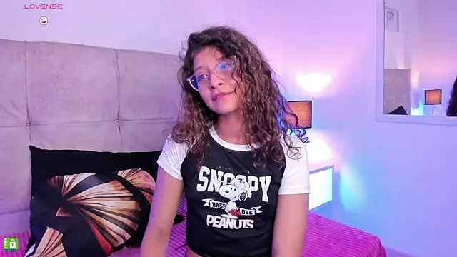 mac-sara online show from March 23, 2:04 am