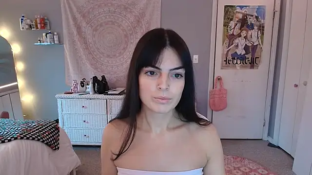 princesselysia online show from November 10, 5:40 pm