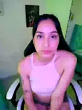 Snapshot of Marce0 chatting on February 7, 7:38 pm Marce0 online show from February 7, 7:38 pm
