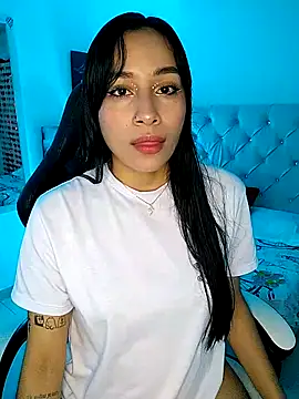 Snapshot of Marce0 chatting on February 19, 9:36 pm Marce0 online show from February 19, 9:36 pm