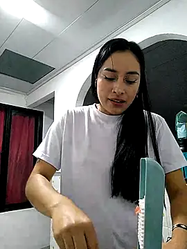 Snapshot of Marce0 chatting on February 20, 12:41 am Marce0 online show from February 20, 12:41 am
