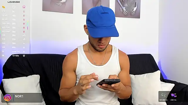 Max Conor1 online show from November 21, 3:11 pm