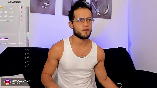 Snapshot of Max_Conor1 chatting on May 17, 11:21 am Max Conor1 online show from May 17, 11:21 am