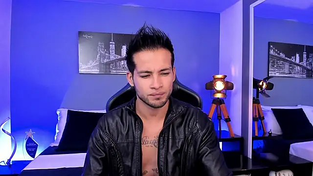 Snapshot of Max_Conor1 chatting on September 17, 12:07 pm Max Conor1 online show from September 17, 12:07 pm