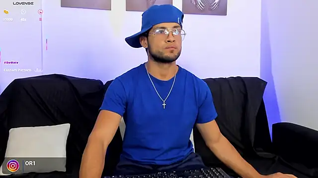 Max Conor1 online show from March 19, 1:11 pm