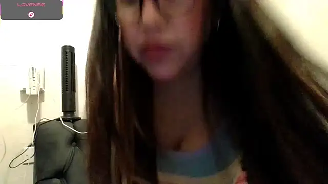 MirandaLatinaLovely online show from March 23, 6:08 pm