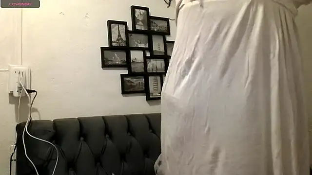 MirandaLatinaLovely online show from November 9, 3:27 pm