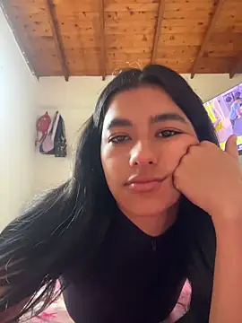 eva roseee online show from April 13, 4:22 pm