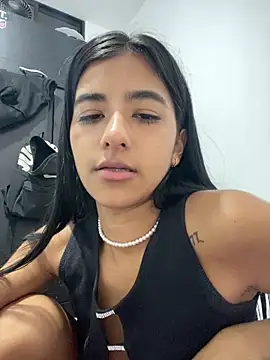 eva roseee online show from October 4, 9:05 pm