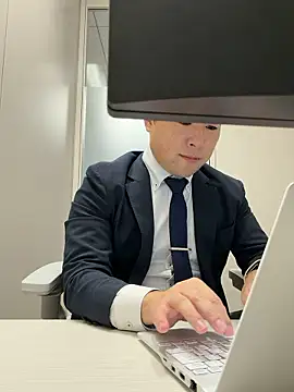 Snapshot of Nobu_469 chatting on November 26, 2:11 am Nobu 469 online show from November 26, 2:11 am