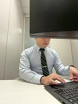 Snapshot of Nobu_469 chatting on November 6, 7:01 am Nobu 469 online show from November 6, 7:01 am