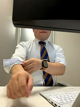 Snapshot of Nobu_469 chatting on December 18, 8:19 am Nobu 469 online show from December 18, 8:19 am