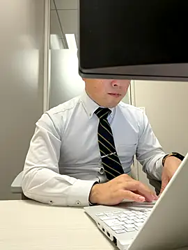 Snapshot of Nobu_469 chatting on October 27, 9:32 am Nobu 469 online show from October 27, 9:32 am