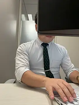 Snapshot of Nobu_469 chatting on November 20, 2:45 am Nobu 469 online show from November 20, 2:45 am