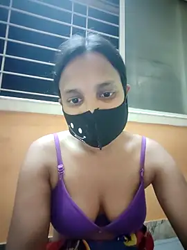 Olivia0879 online show from March 18, 6:50 pm