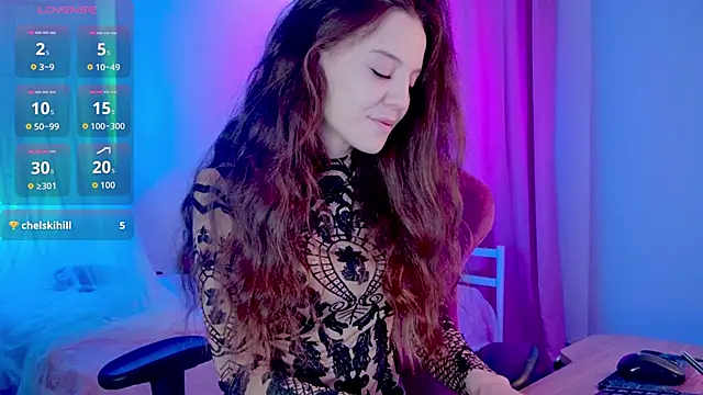 Snapshot of MilaStoyne chatting on October 15, 5:50 am MilaStoyne online show from October 15, 5:50 am