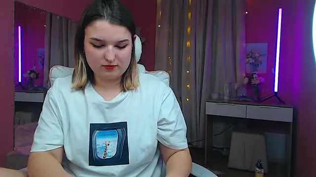 Jenny Smit online show from March 12, 3:07 pm