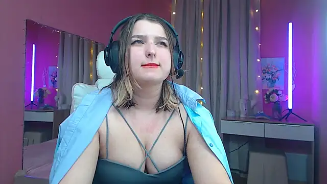 Jenny Smit online show from March 6, 1:46 pm