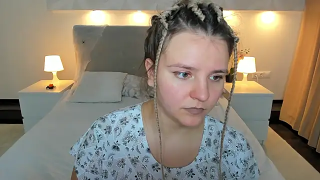 Jenny Jimmy online show from October 29, 9:41 am