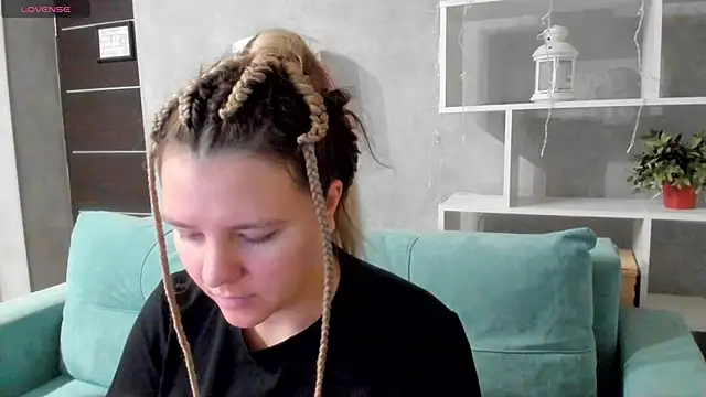 Jenny Jimmy online show from October 31, 1:13 am