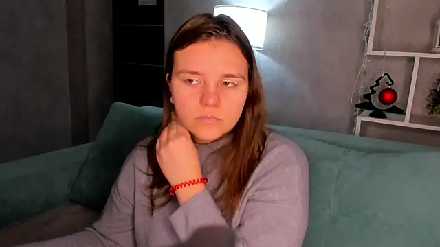 Jenny Jimmy online show from December 3, 9:20 am