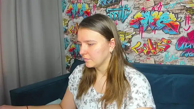 Jenny Jimmy online show from April 10, 9:27 am