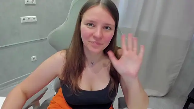 Jenny Jimmy online show from June 4, 9:36 am