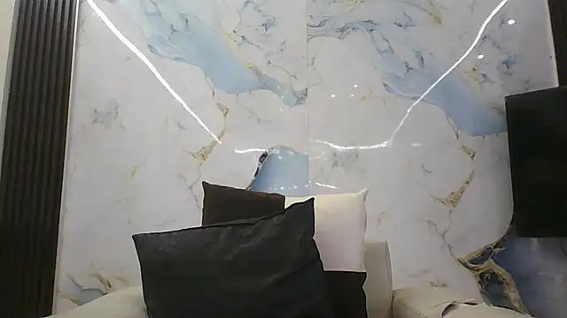 Aleen8067 online show from October 31, 10:01 am