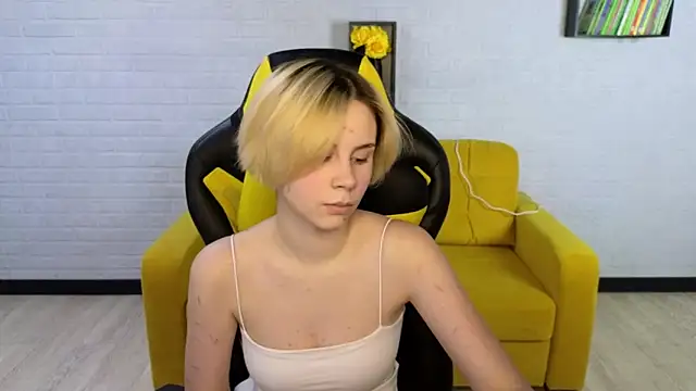 BettyCarter07 online show from February 5, 9:15 am