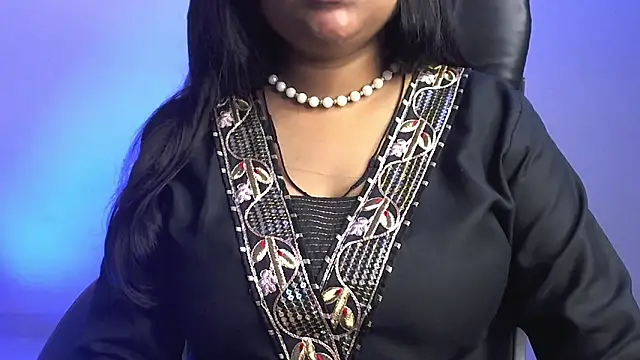 Snapshot of Kannu- chatting on November 5, 5:21 am Kannu- online show from November 5, 5:21 am