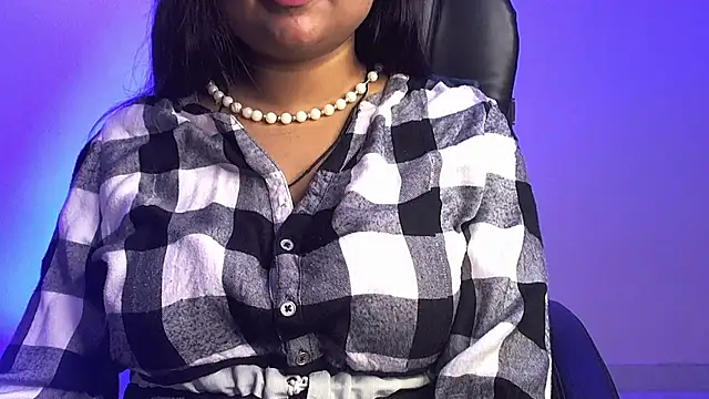 Snapshot of Kannu- chatting on November 3, 5:01 am Kannu- online show from November 3, 5:01 am