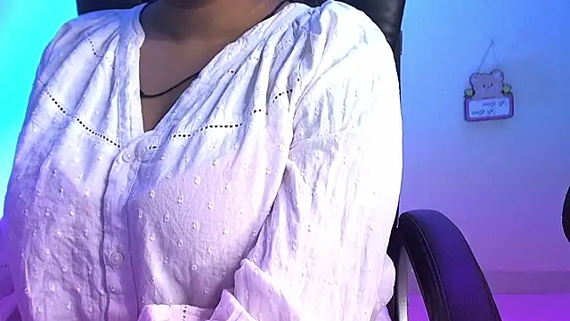 Snapshot of Kannu- chatting on November 13, 5:55 am Kannu- online show from November 13, 5:55 am