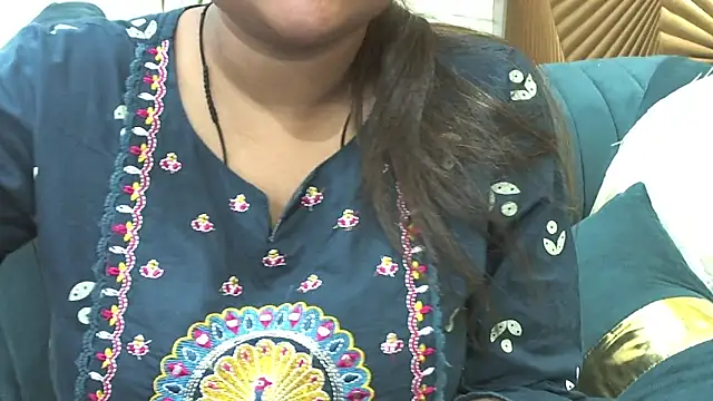 Snapshot of Kannu- chatting on May 29, 8:09 am Kannu- online show from May 29, 8:09 am