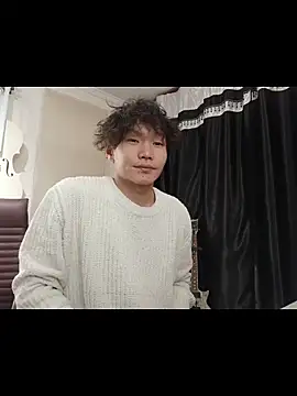 ChaseMl online show from December 1, 5:25 pm